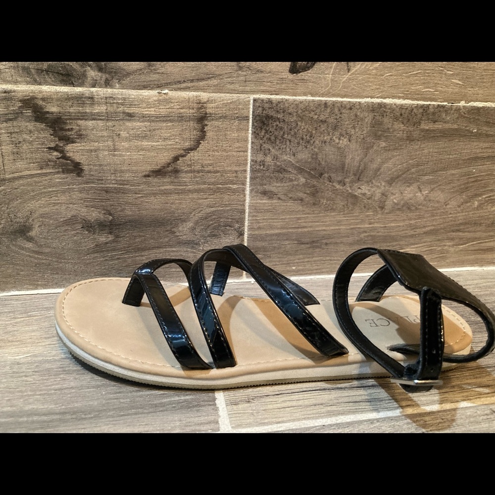 Kids Black Size 5 Sandals